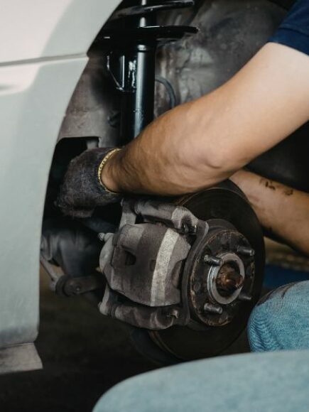 Certyfikat Ekspert w Zakresie: Przekładnia i Hamowanie Pojazdów – Dyplom Poświadczony Przez Notariusza Europejskiego –